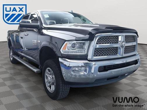 2018 RAM 2500 Laramie Crew Cab 4x4 6'4' Box