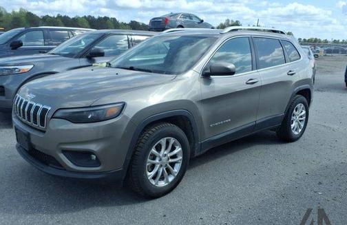 Light Brownstone Pearlcoat 2019 Jeep Cherokee Latitude
