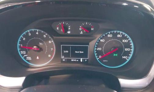 Silver Ice Metallic 2020 Chevrolet Traverse LS