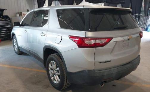 Silver Ice Metallic 2020 Chevrolet Traverse LS