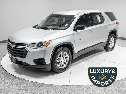 Silver Ice Metallic 2020 Chevrolet Traverse LS