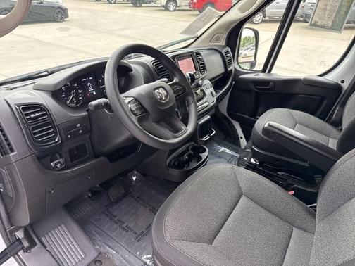 2025 RAM ProMaster 2500 Tradesman