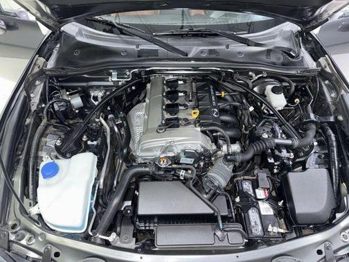 Machine Gray Metallic 2022 Mazda MX-5 Miata RF Grand Touring