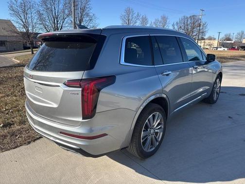 2025 Cadillac XT6 Premium Luxury AWD