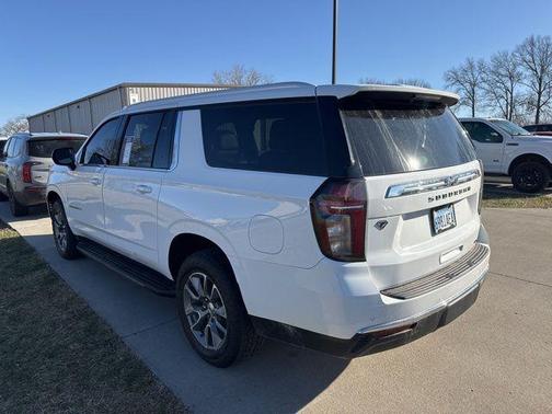 2021 Chevrolet Suburban LT