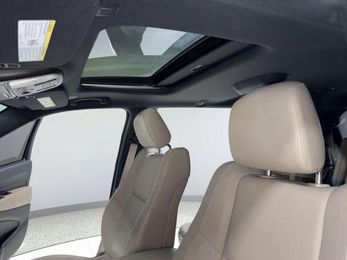 White Knuckle Clearcoat 2022 Dodge Durango GT Plus