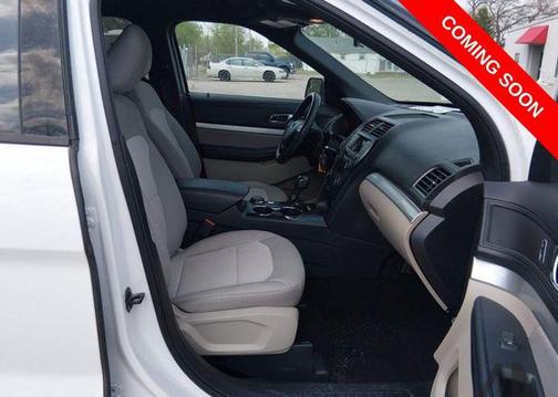Oxford White 2019 Ford Explorer Base