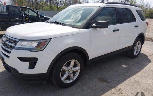 Oxford White 2019 Ford Explorer Base