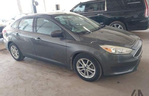 Magnetic 2018 Ford Focus SE