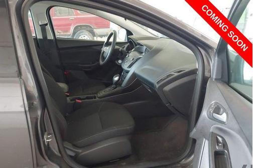 Magnetic 2018 Ford Focus SE