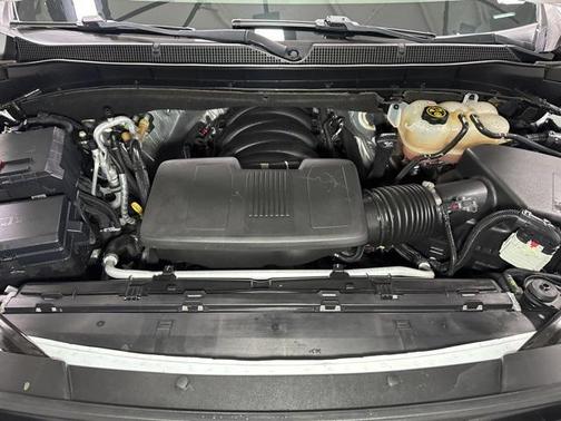 2022 Chevrolet Suburban 4WD Z71