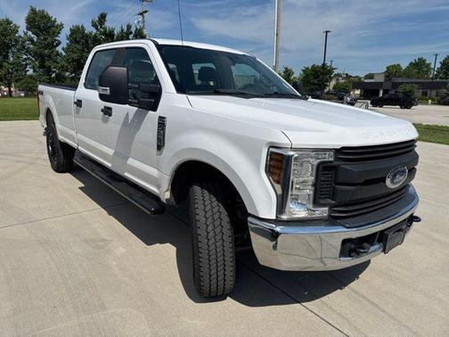 Oxford White 2018 Ford F-350 XL