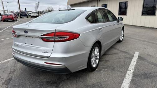 2019 Ford Fusion Hybrid SE