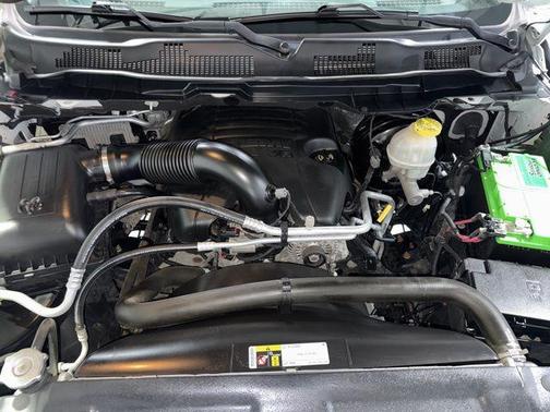 Bright White Clearcoat 2017 RAM 1500 Big Horn