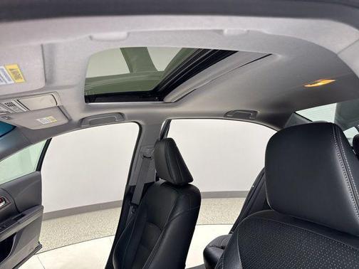 Crystal Black Pearl 2016 Honda Accord EX-L