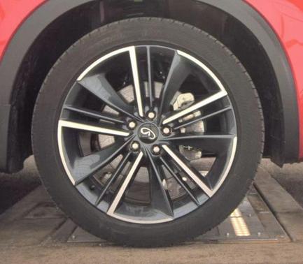 2025 INFINITI QX55 ESSENTIAL