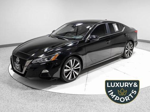 2021 Nissan Altima SR FWD