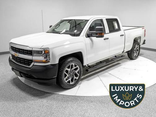 Summit White 2018 Chevrolet Silverado 1500 WT