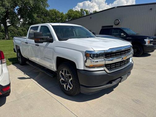 Summit White 2018 Chevrolet Silverado 1500 WT