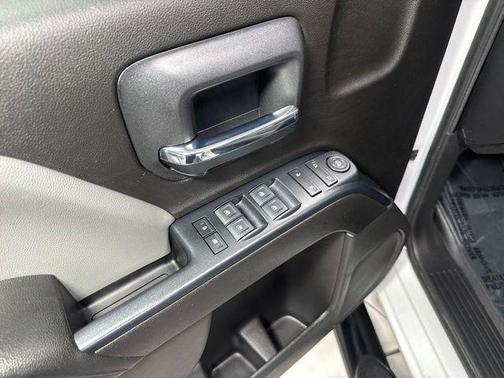 Summit White 2018 Chevrolet Silverado 1500 WT