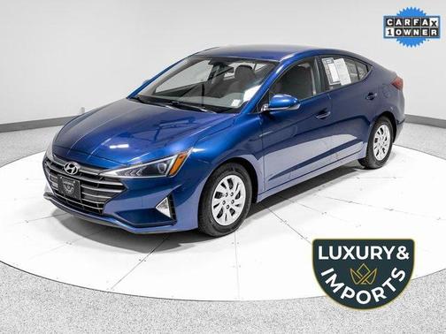 2019 Hyundai ELANTRA SE