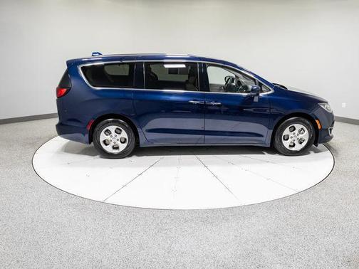 Jazz Blue Pearlcoat 2018 Chrysler Pacifica Hybrid Touring Plus