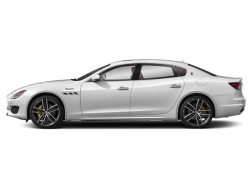 Bianco 2022 Maserati Quattroporte Trofeo