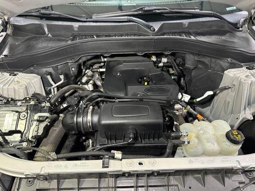 Silver Metallic 2020 Ford Explorer Base