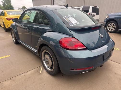 2018 Volkswagen Beetle 2.0T Coast