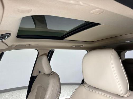 Diamond Black Crystal Pearlcoat 2021 Jeep Grand Cherokee L Limited