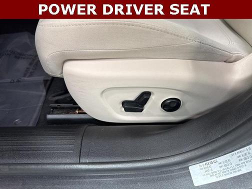 Granite Crystal Metallic Clearcoat 2016 Chrysler 200 Limited