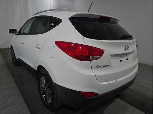 2015 Hyundai TUCSON SE