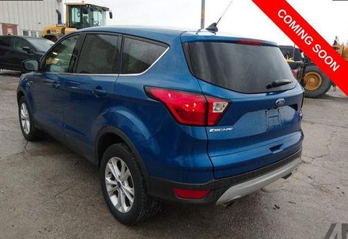 Lightning Blue Metallic 2019 Ford Escape SE
