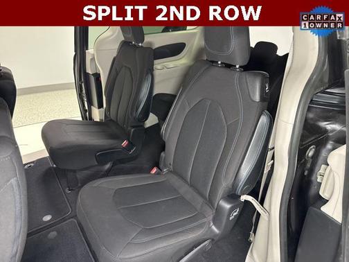 2021 Chrysler Pacifica Touring