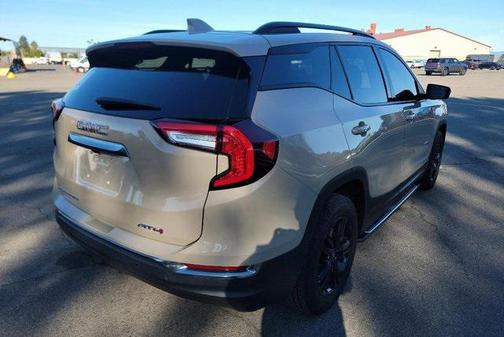 2022 GMC Terrain AWD AT4