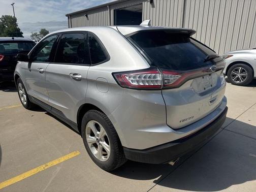2017 Ford Edge SE