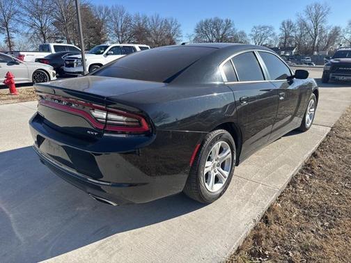 2018 Dodge Charger SXT