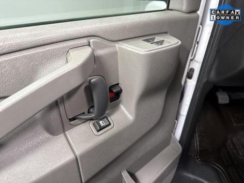 2016 Chevrolet Express 2500 LS