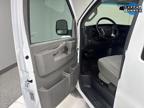 2016 Chevrolet Express 2500 LS