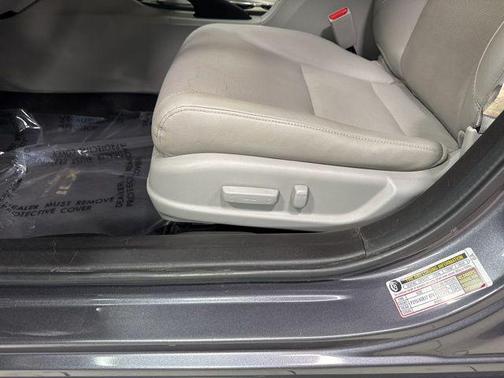 Modern Steel Metallic 2017 Acura ILX 2.4L