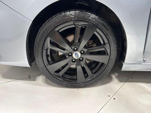 Ice Silver Metallic 2018 Subaru Impreza 2.0i Sport
