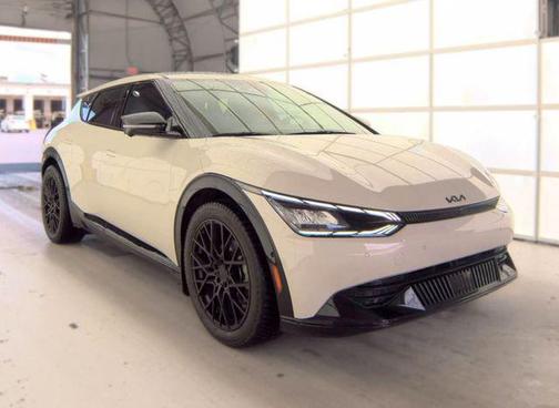 Glacier 2022 Kia EV6 Wind
