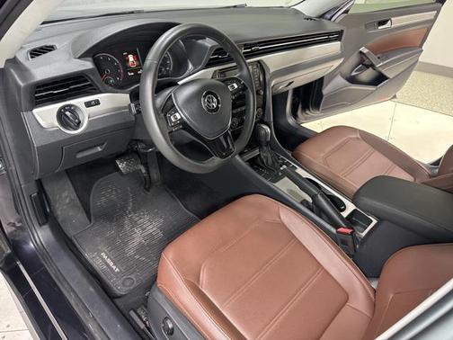 2021 Volkswagen Passat 2.0T SE