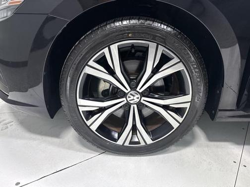 2021 Volkswagen Passat 2.0T SE