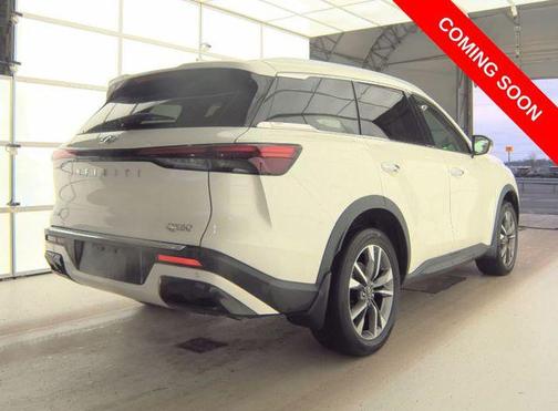 Majestic White 2023 INFINITI QX60 Luxe