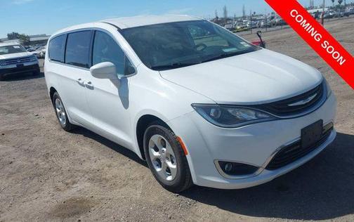 2018 Chrysler Pacifica Hybrid Touring Plus