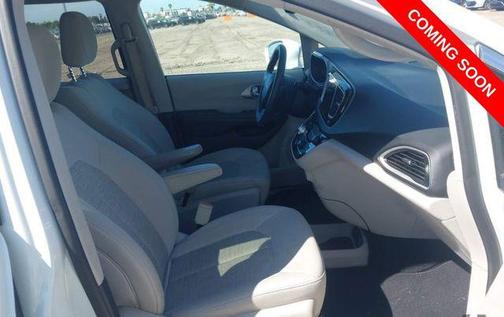 2018 Chrysler Pacifica Hybrid Touring Plus