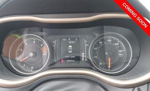 Diamond Black Crystal Pearlcoat 2018 Jeep Cherokee Latitude