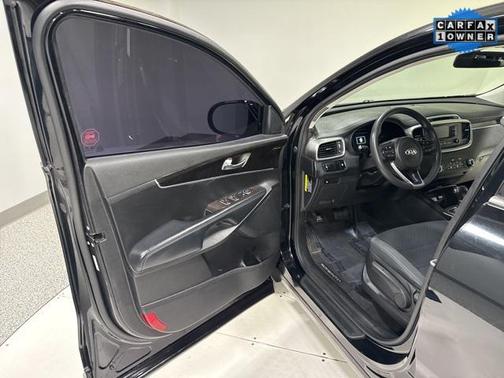 2018 Kia Sorento L