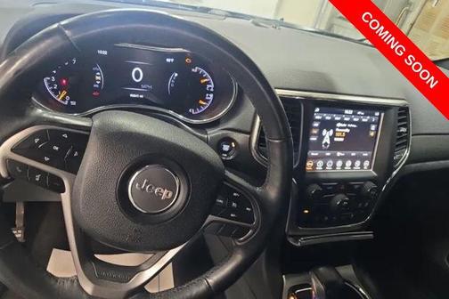 Diamond Black Crystal Pearlcoat 2018 Jeep Grand Cherokee Altitude
